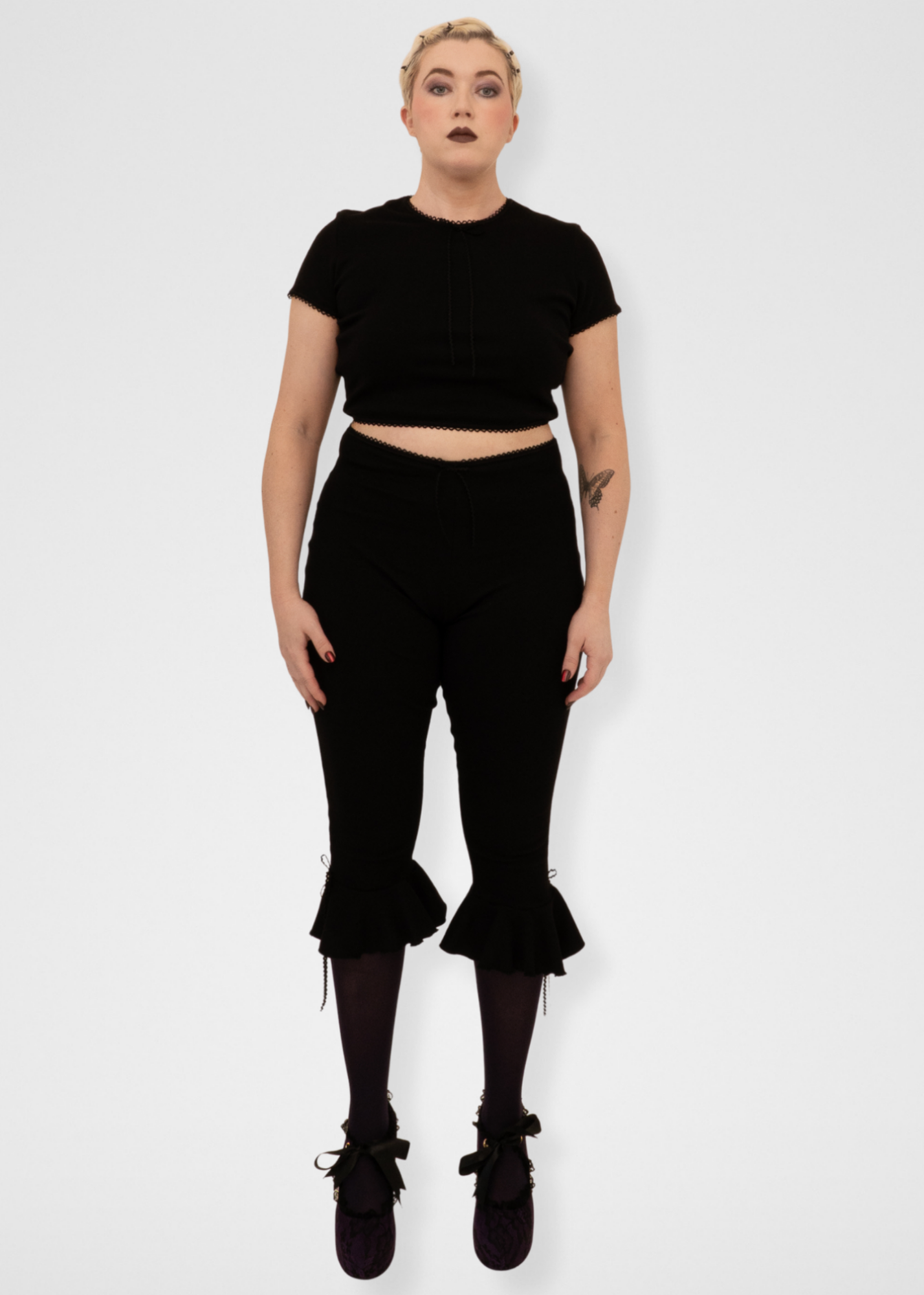 Organic Cotton Ribbed Ruffled Hem Capris - Black