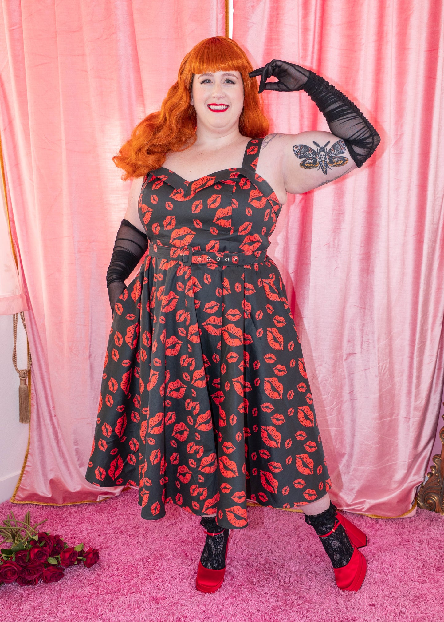 SAMPLE The Marilyn Full Circle Dress - Filakia Kisses Print - Black & Red Size 3X