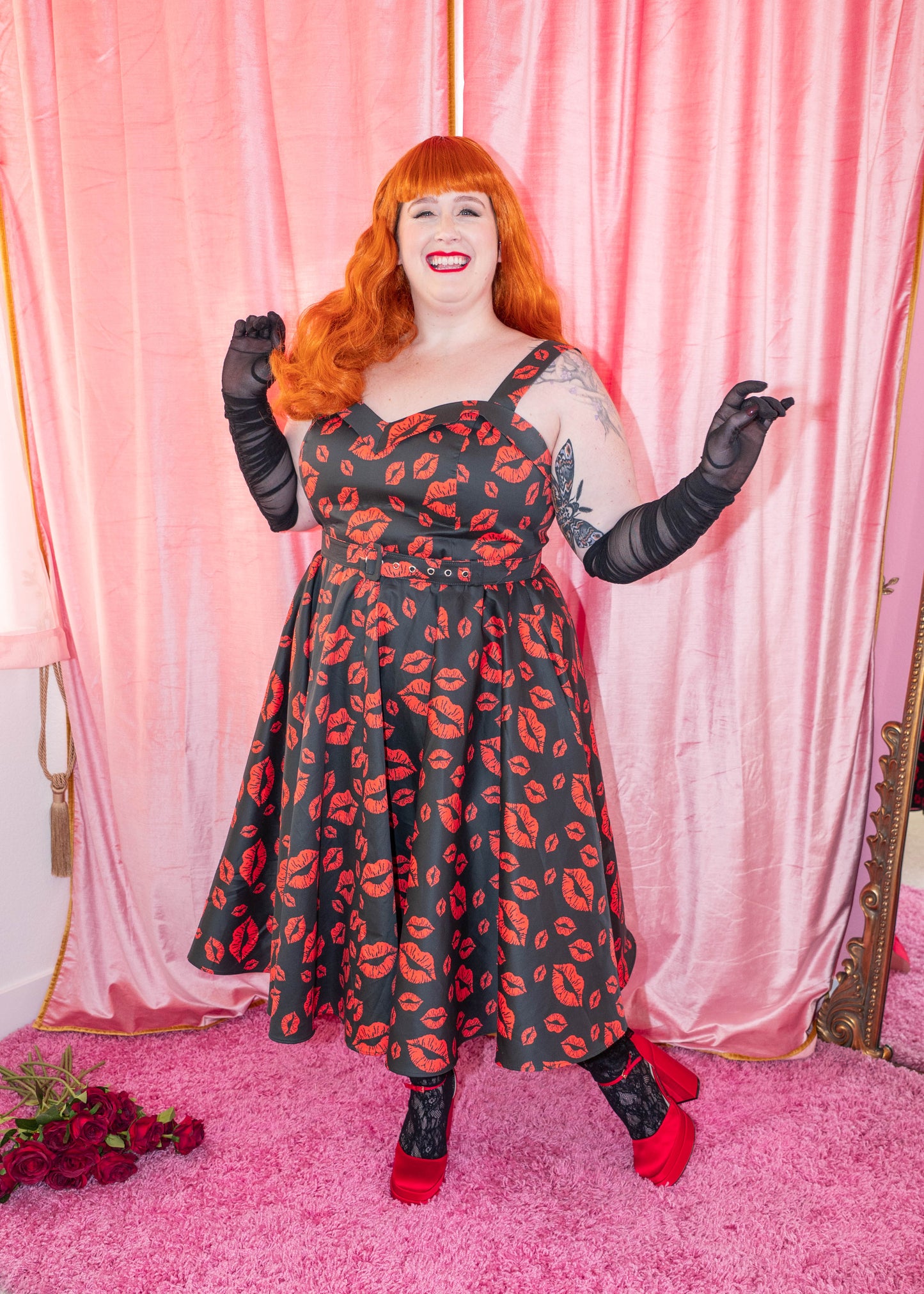 SAMPLE The Marilyn Full Circle Dress - Filakia Kisses Print - Black & Red Size 3X