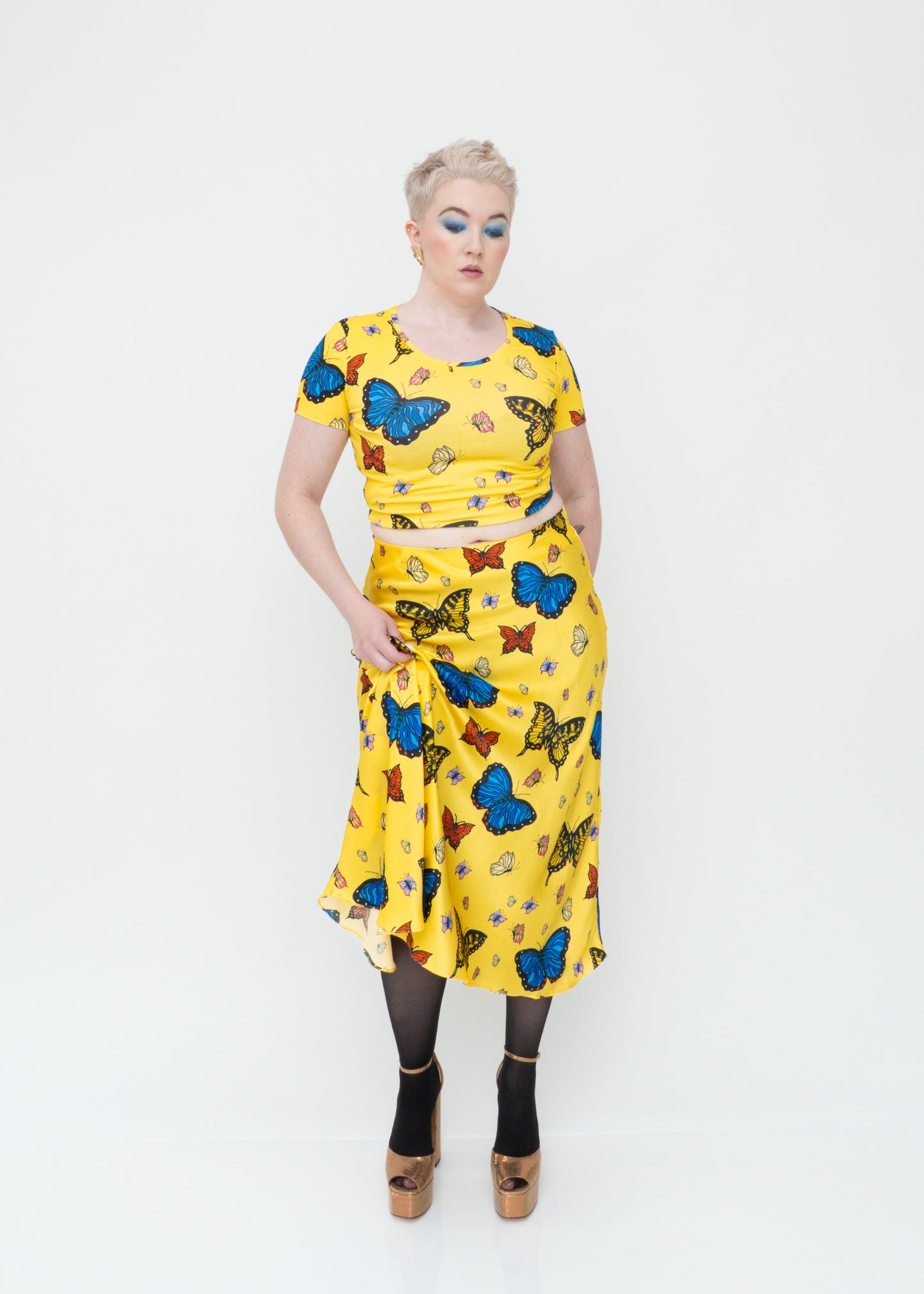 Butterflies Tee - Short Sleeve In Yellow