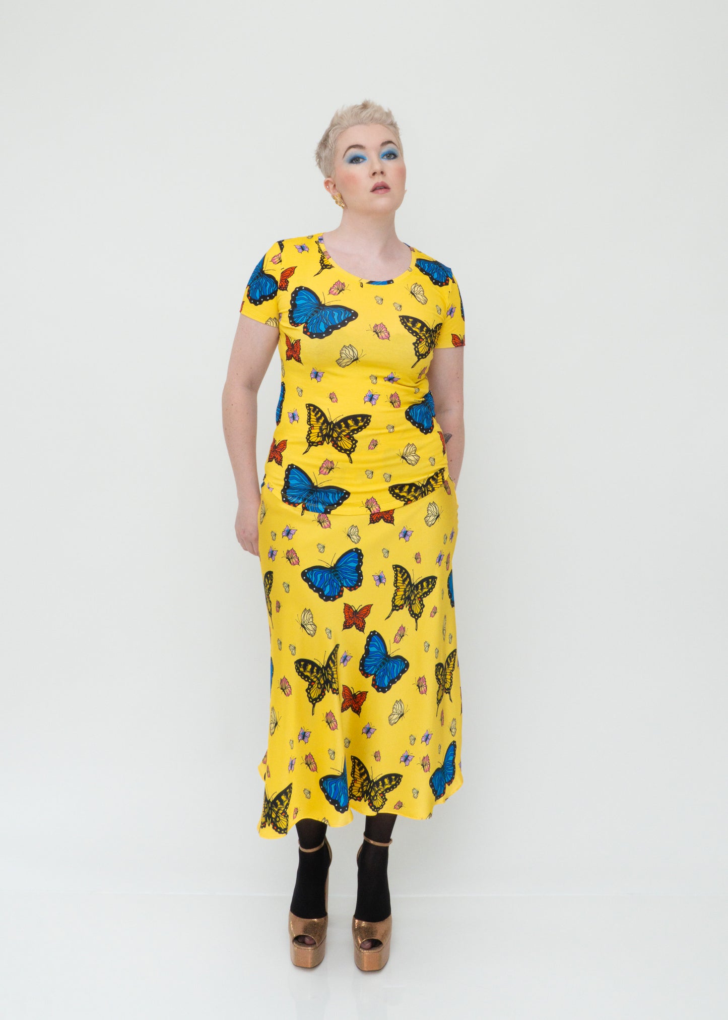 Butterflies Tee - Short Sleeve In Yellow