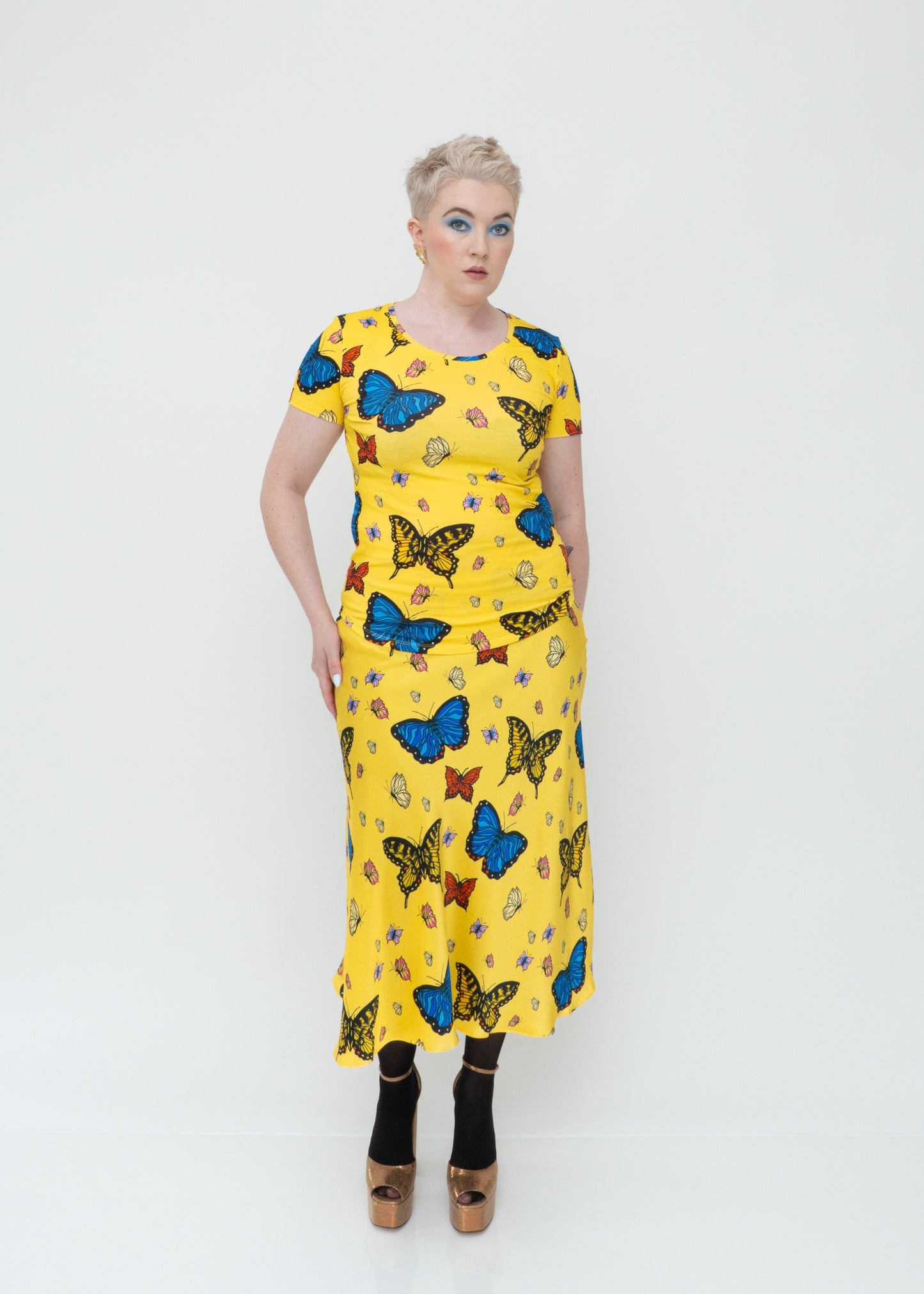 Butterflies Tee - Short Sleeve In Yellow