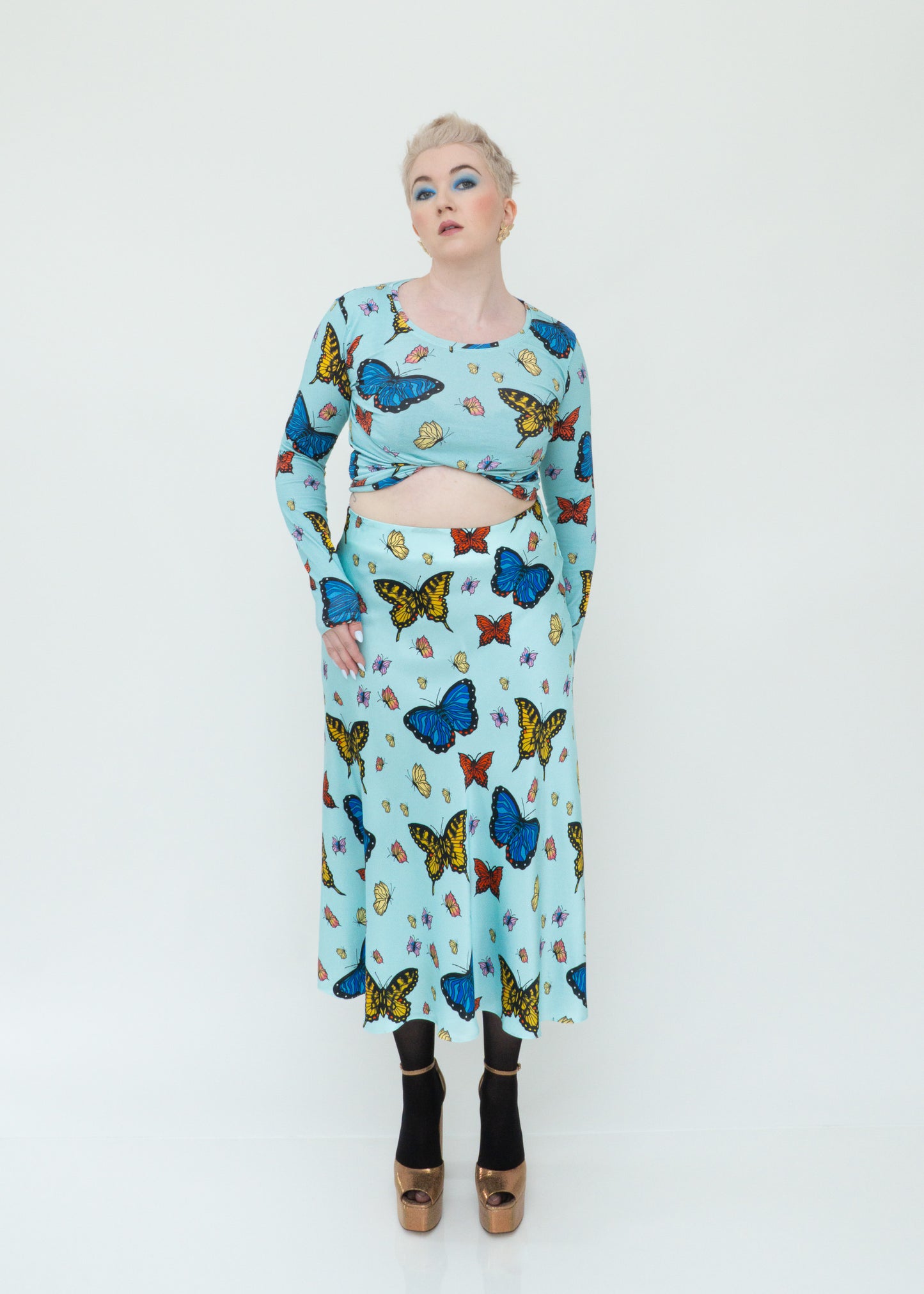 Butterflies Tee - Long Sleeve In Sky Blue