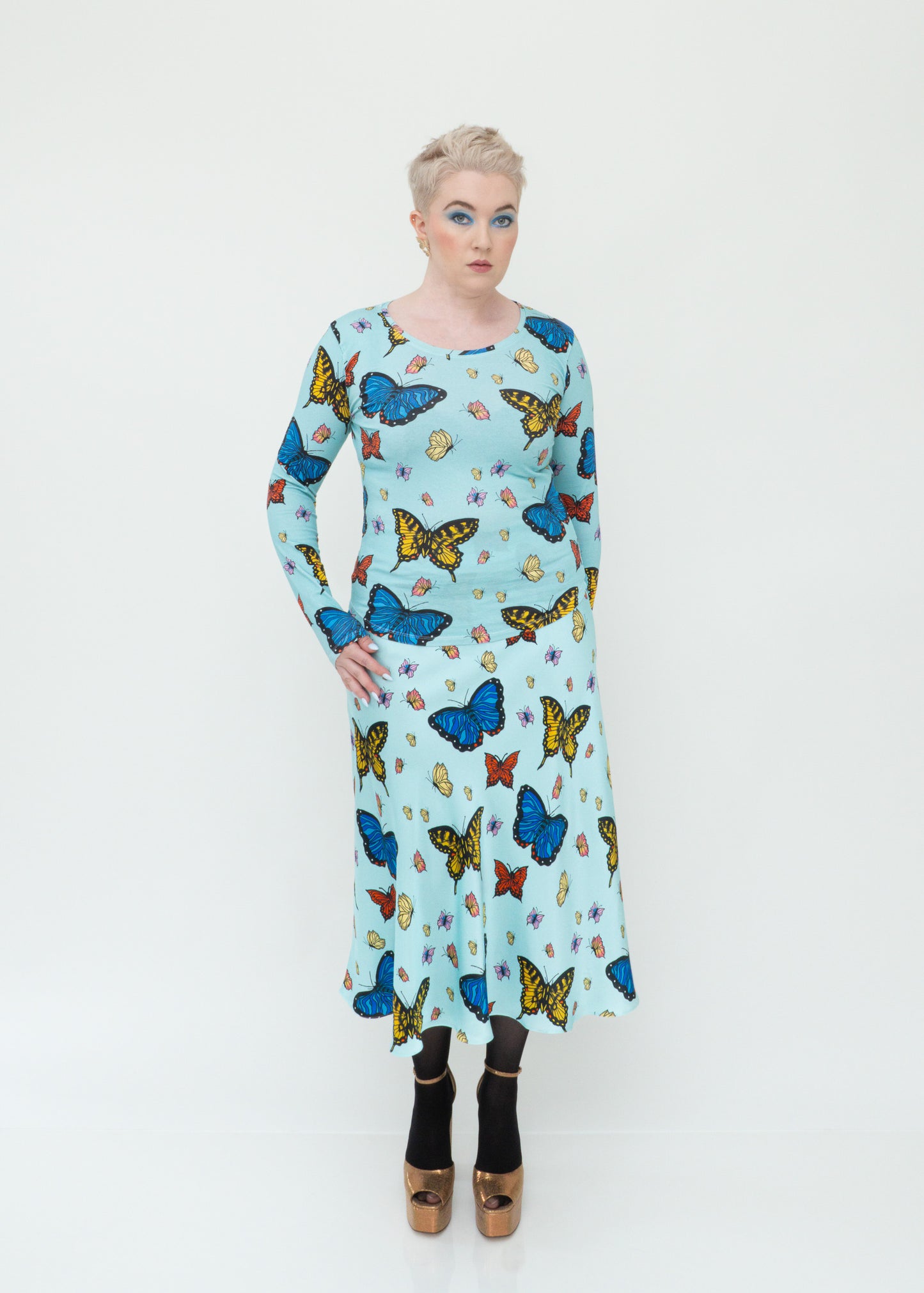 Butterflies Tee - Long Sleeve In Sky Blue