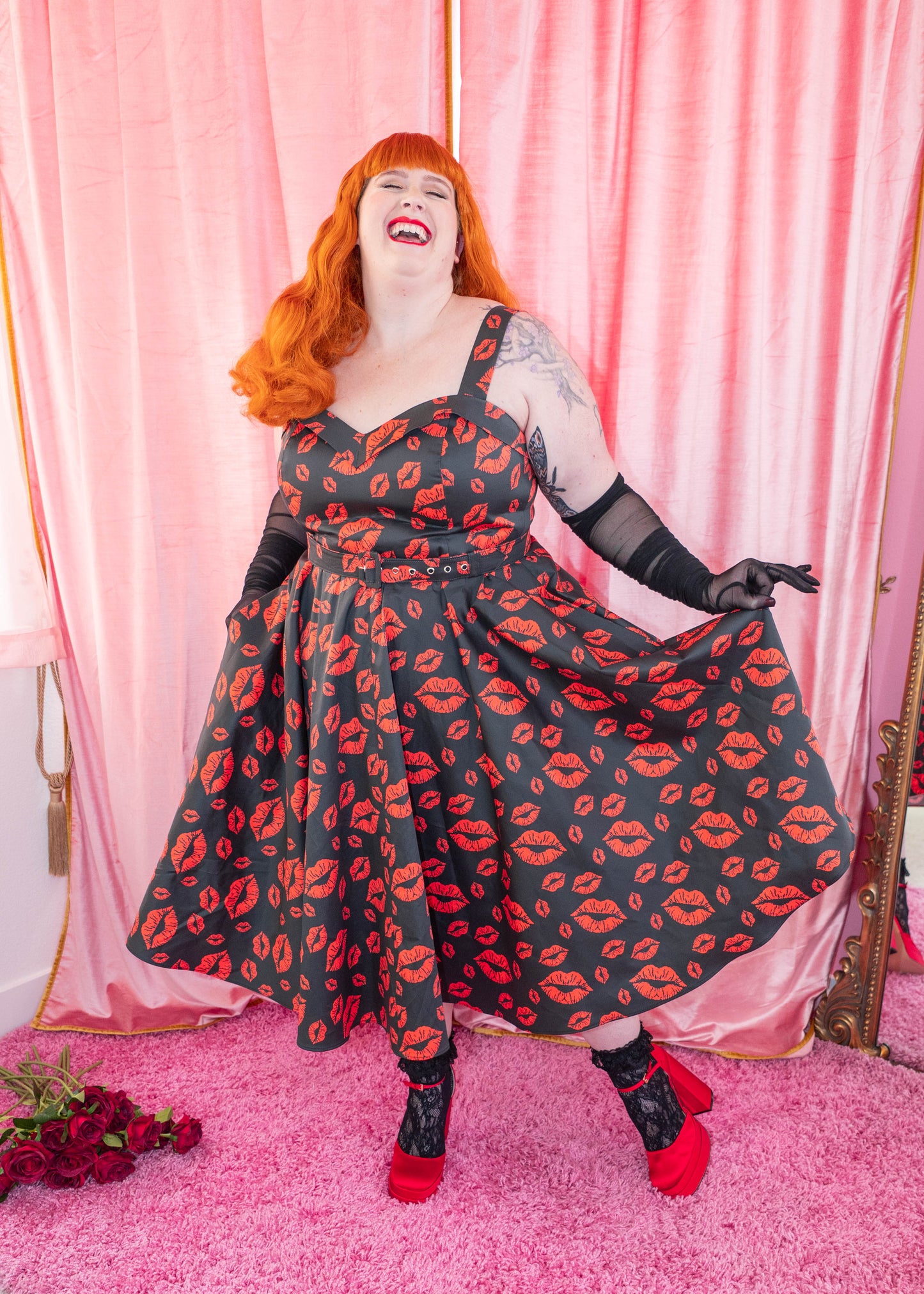 SAMPLE The Marilyn Full Circle Dress - Filakia Kisses Print - Black & Red Size 3X
